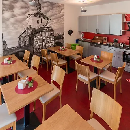 Am Brauerei-dreieck Konukevi