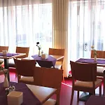 Am Brauerei-dreieck 3*